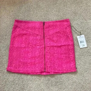 New with tags Volcom pink lace stone roses skirt in size 0